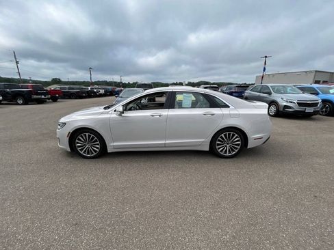 Used 2019 Lincoln MKZ Premiere FWD image 8