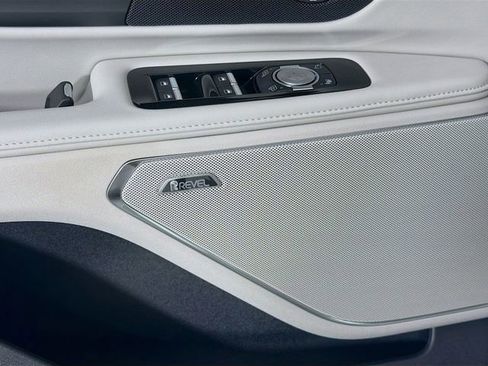 New 2026 Lincoln Nautilus Reserve w/ Jet Appearance Package image 19