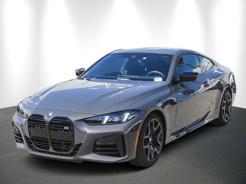 New 2026 BMW M440i Coupe w/ Parking Assistance Package RWD image 3