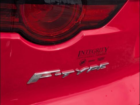 Used 2019 Jaguar F-TYPE Coupe RWD image 23