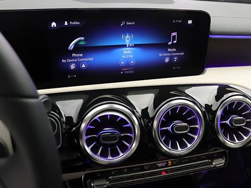 Certified 2023 Mercedes-Benz CLA 250 image 9