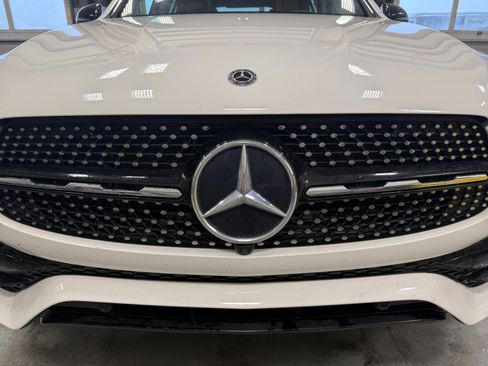 Used 2020 Mercedes-Benz GLC 300 4MATIC Coupe image 23