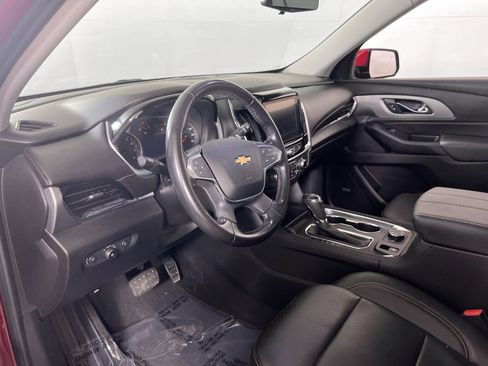 Used 2019 Chevrolet Traverse LT w/ LT Premium Package AWD/4WD image 9