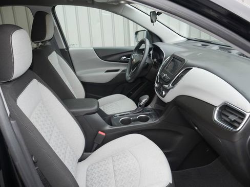 Used 2023 Chevrolet Equinox LT w/ Driver Convenience Package AWD/4WD image 24
