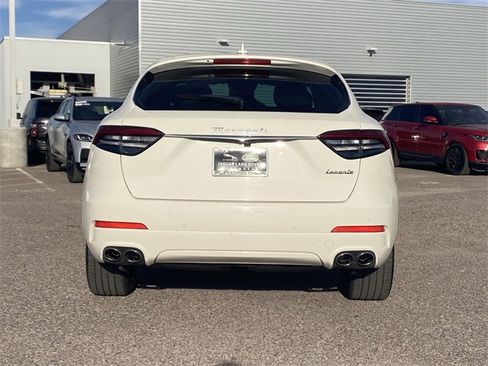 Used 2022 Maserati Levante GT image 29