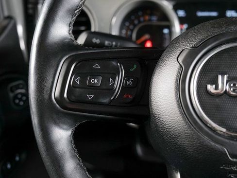 Used 2022 Jeep Gladiator Sport image 19