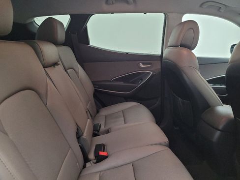 Used 2018 Hyundai Santa Fe Sport image 19