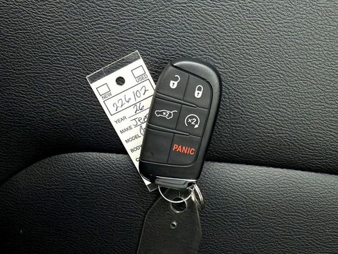 New 2026 Jeep Compass Limited w/ Sun, Sound & Navigation Group image 30