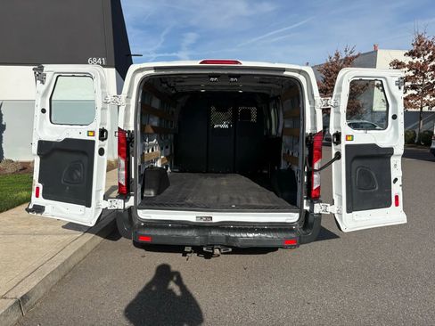 Used 2017 Ford Transit 250 130 Low Roof w/ Exterior Upgrade Package image 20