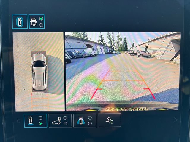 Used 2024 GMC Acadia Elevation w/ Trailering Package AWD/4WD image 16