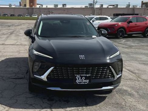 New 2026 Buick Envision Avenir image 3