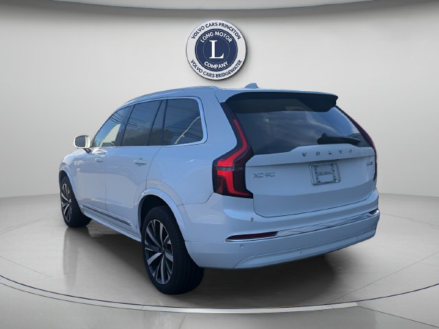 Certified 2025 Volvo XC90 B5 Core AWD/4WD image 11