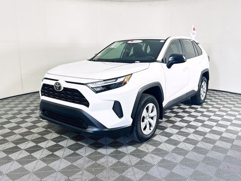 Certified 2025 Toyota RAV4 LE FWD image 7
