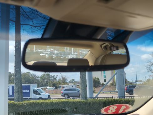 Used 2018 Toyota Avalon XLE Premium image 27