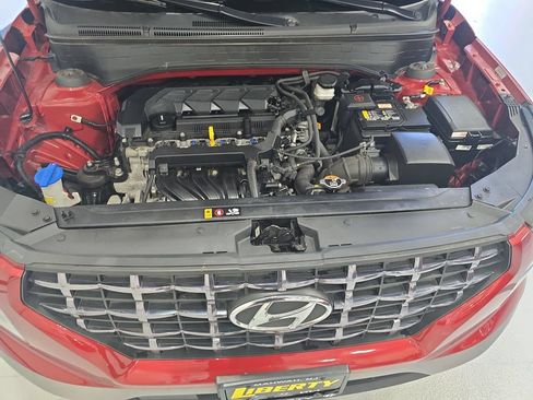 Certified 2024 Hyundai Venue Limited FWD image 22