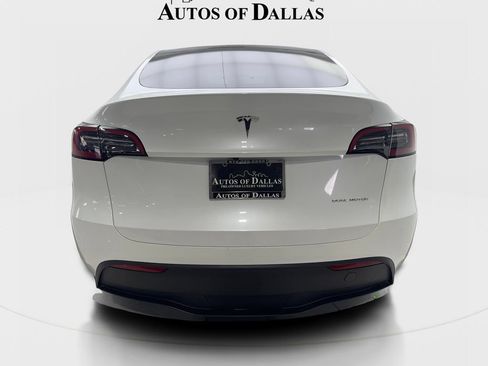 Used 2023 Tesla Model Y Long Range image 7