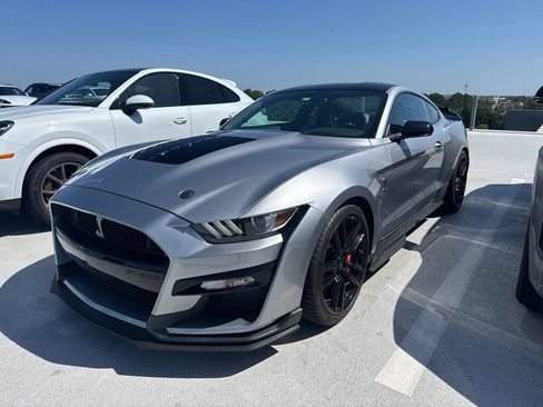 Used 2020 Ford Mustang Shelby GT500 w/ Technology Package RWD image 1