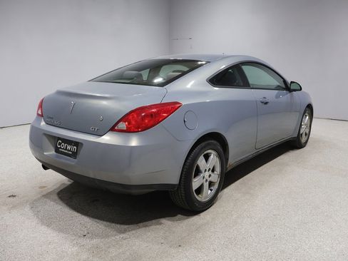 Used 2008 Pontiac G6 GT FWD image 2