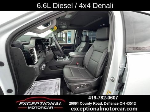 Used 2024 GMC Sierra 2500 Denali w/ Denali Reserve Package AWD/4WD image 10