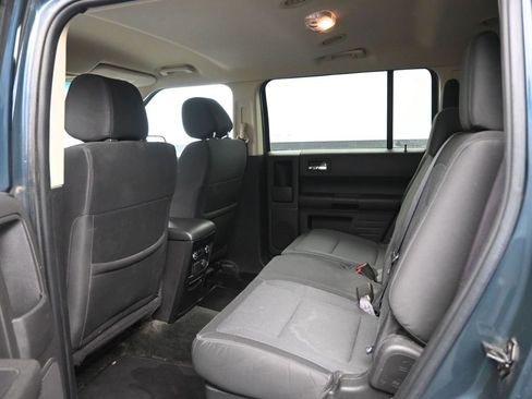 Used 2016 Ford Flex SE image 21