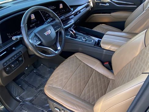 Used 2021 Cadillac Escalade Sport w/ Driver Assist Tech Package image 18