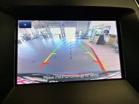 Used 2020 Ford Edge Titanium FWD image 20