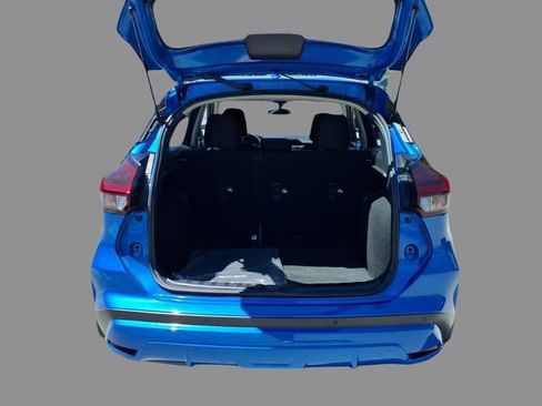 Used 2024 Nissan Kicks S FWD image 8