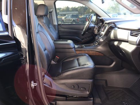 Used 2020 Chevrolet Tahoe LT image 13