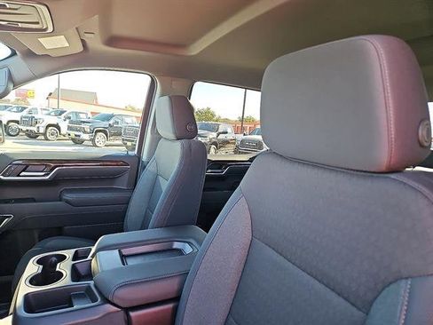 New 2026 GMC Sierra 1500 Elevation image 14