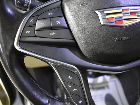 Used 2018 Cadillac XT5 Luxury w/ Driver Awareness Package image 16