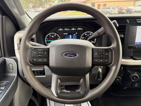 Used 2024 Ford F350 XLT image 20