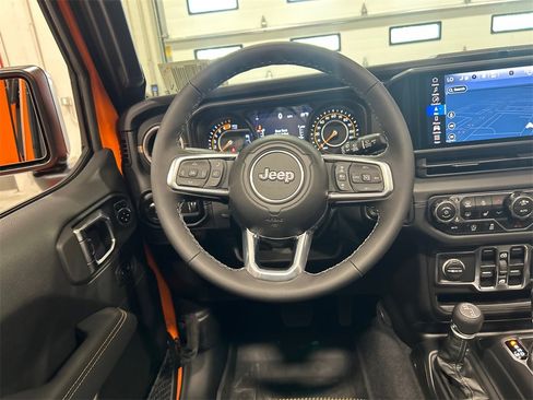 New 2025 Jeep Wrangler Sahara image 31