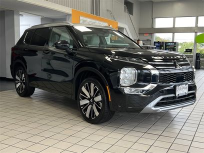 New 2025 Mitsubishi Outlander SEL