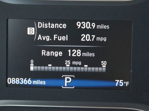 Used 2017 Honda Pilot EX-L image 4