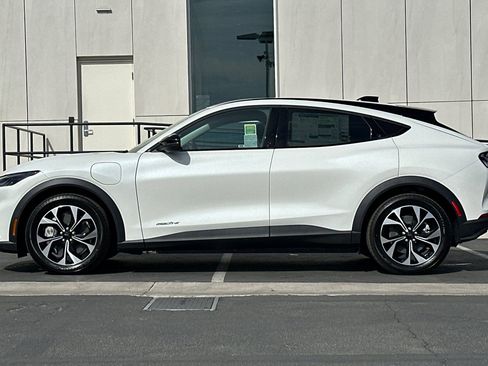 New 2026 Ford Mustang Mach-E Select image 6