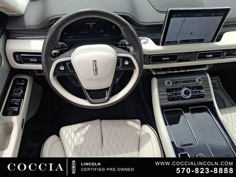 Certified 2023 Lincoln Aviator Black Label w/ Dynamic Handling Package AWD/4WD image 12