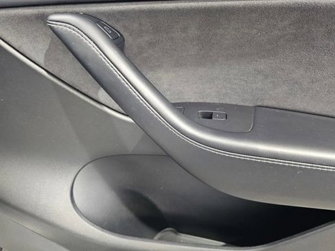 Used 2021 Tesla Model Y Performance AWD/4WD image 6