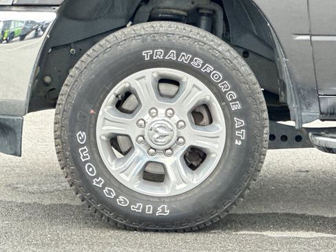 Used 2024 RAM 2500 Big Horn image 32