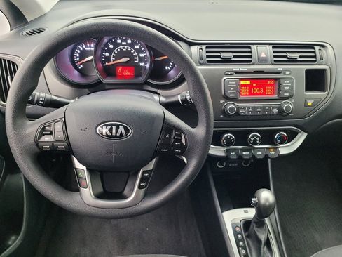 Used 2013 Kia Rio EX image 22