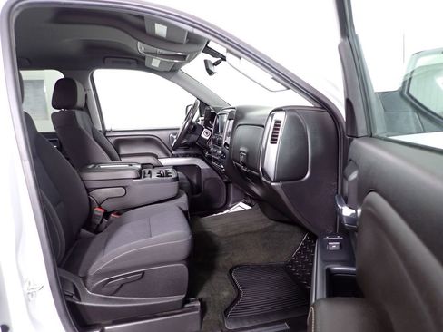 Used 2018 Chevrolet Silverado 1500 LT w/ All Star Edition image 30