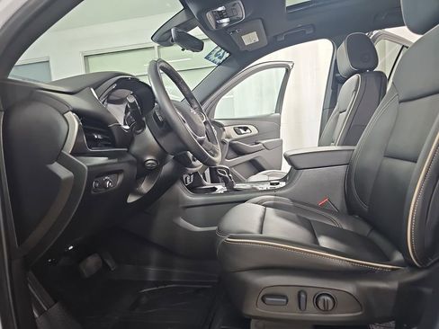 Certified 2023 Chevrolet Traverse Premier w/ Redline Edition AWD/4WD image 22