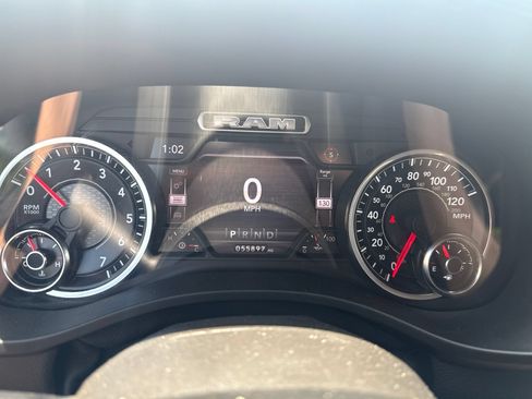 Used 2021 RAM 1500 Big Horn AWD/4WD image 9