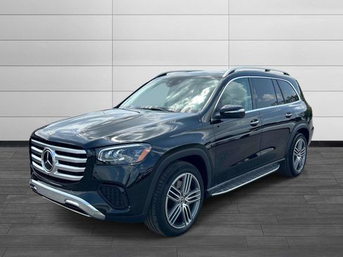 Used 2026 Mercedes-Benz GLS 450 4MATIC image 7