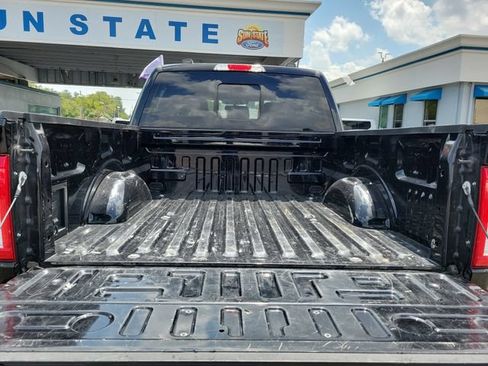 Used 2022 Ford F150 Lariat AWD/4WD image 9
