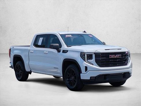 Used 2026 GMC Sierra 1500 Elevation w/ Preferred Package AWD/4WD image 3