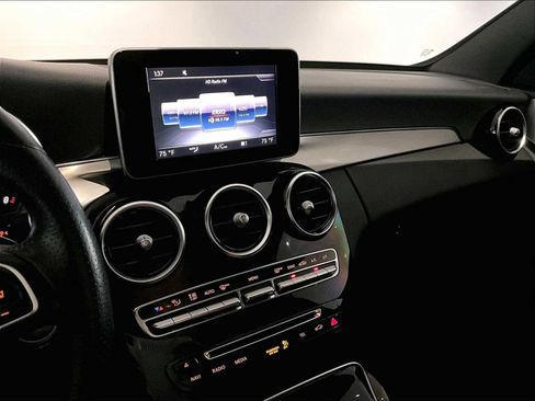 Used 2018 Mercedes-Benz C 300 Sedan image 19
