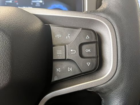 Used 2025 Ford Bronco Outer Banks image 15