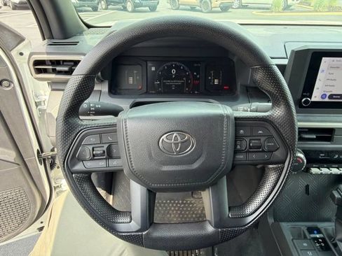 Used 2024 Toyota Tacoma SR AWD/4WD image 21