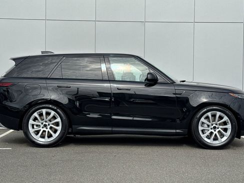 New 2026 Land Rover Range Rover Sport SE AWD/4WD image 6
