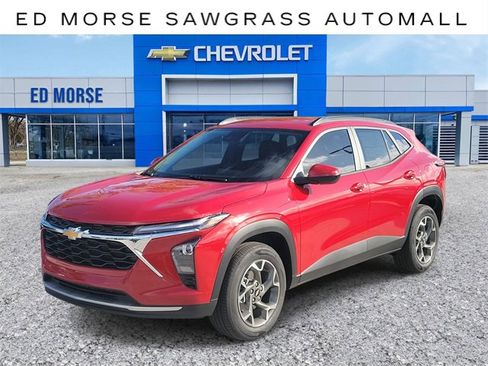 New 2026 Chevrolet Trax LT w/ Driver Confidence Package image 1